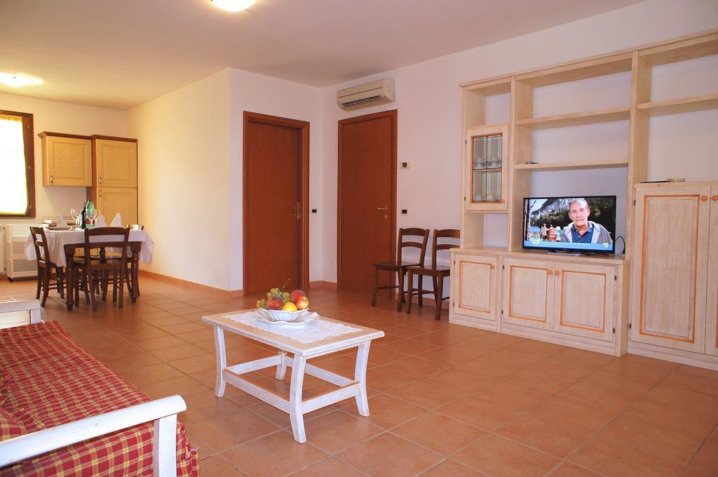 Appartamenti In Residence Villa Santa Maria San Vincenzo Pokój zdjęcie